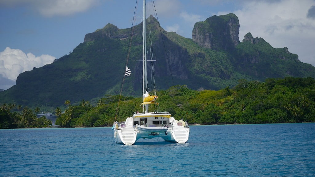 Sailing on the lagoon