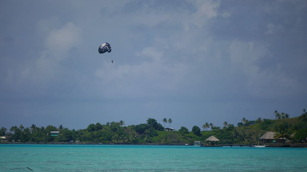 Parasailing in Bora Bora