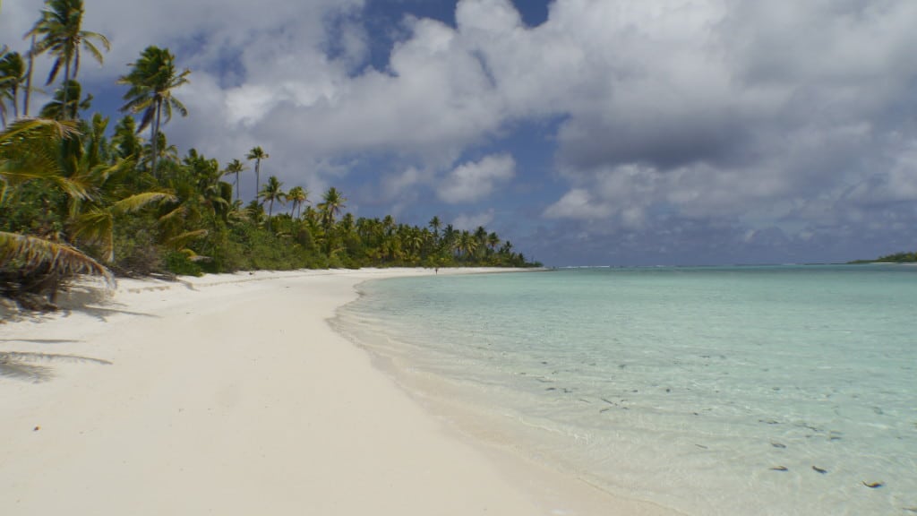 Desolate beach at One Foot Island