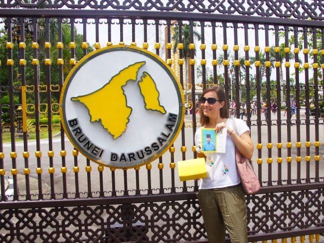 brunei female travel