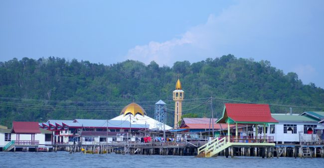 "Kampong Ayer"