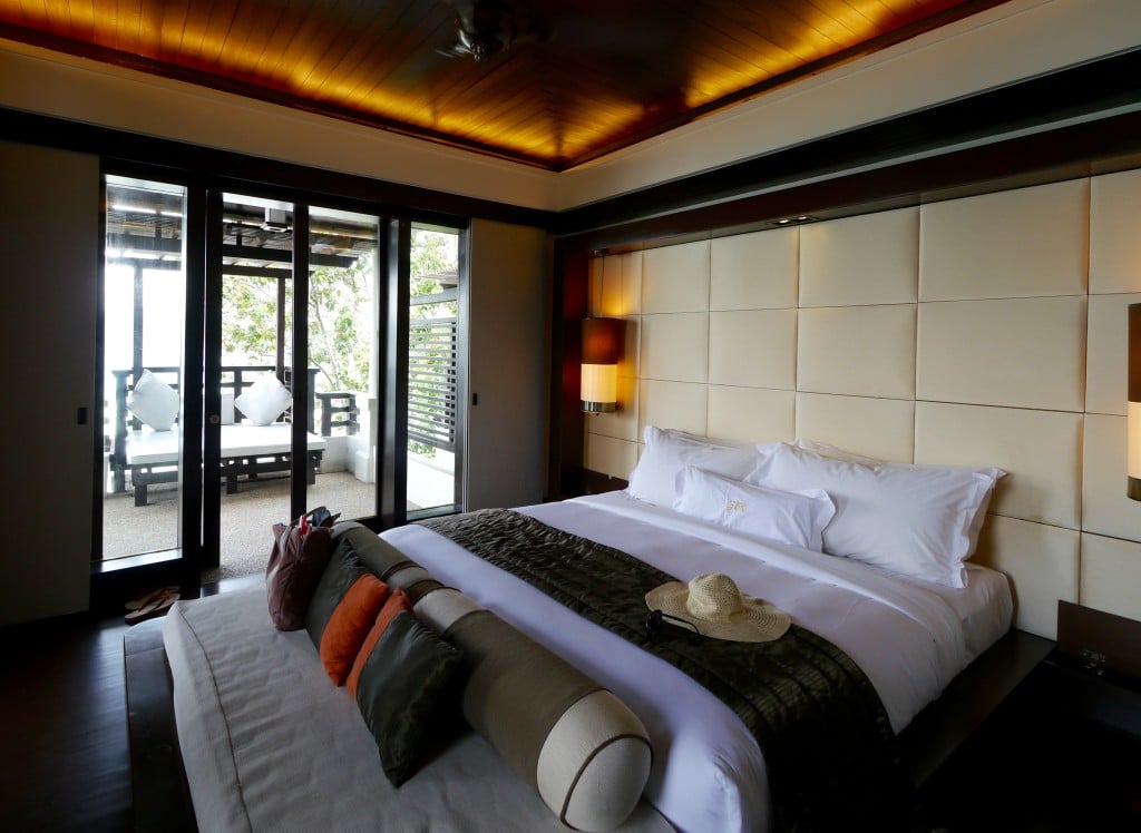 Gaya Island Resort suite bedroom