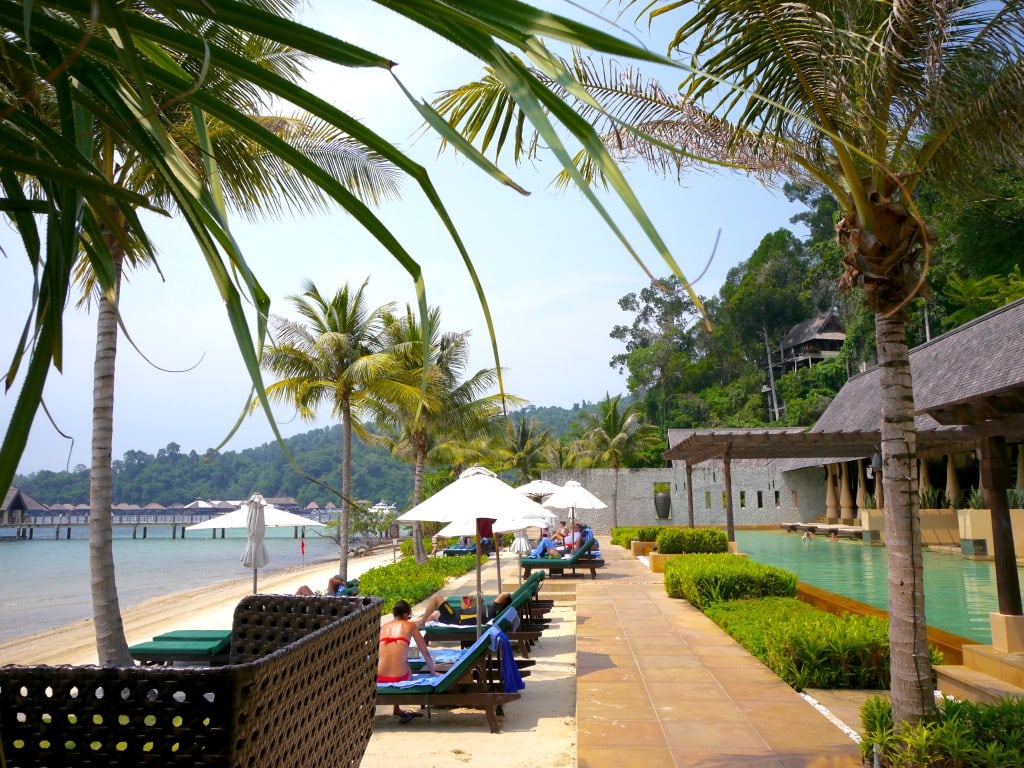 Gaya Island resort pool