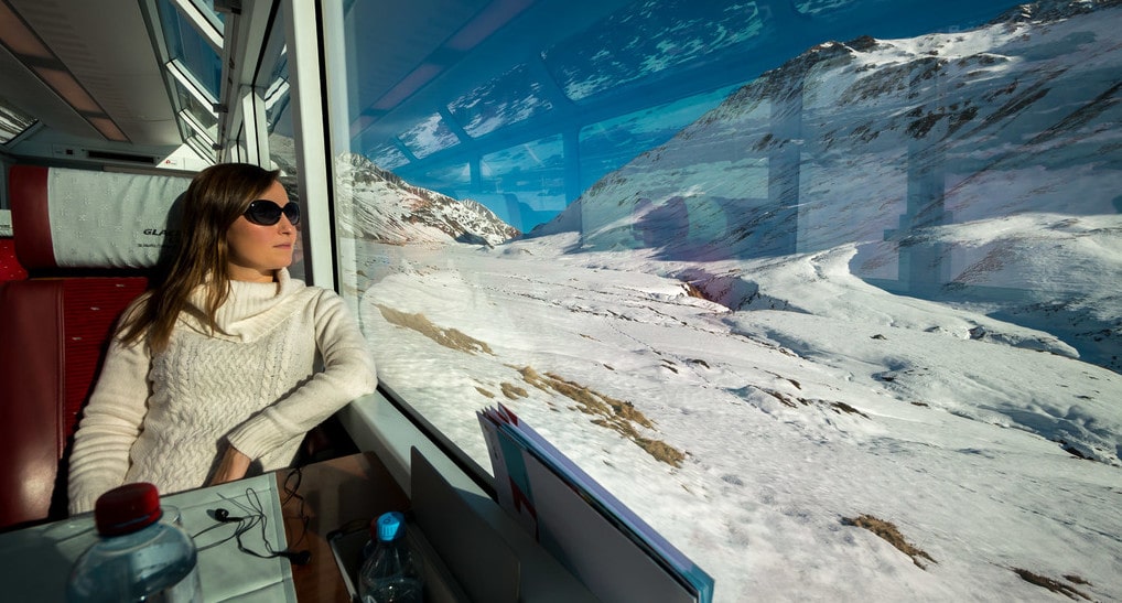 Glacier Express at the Oberalp Pass