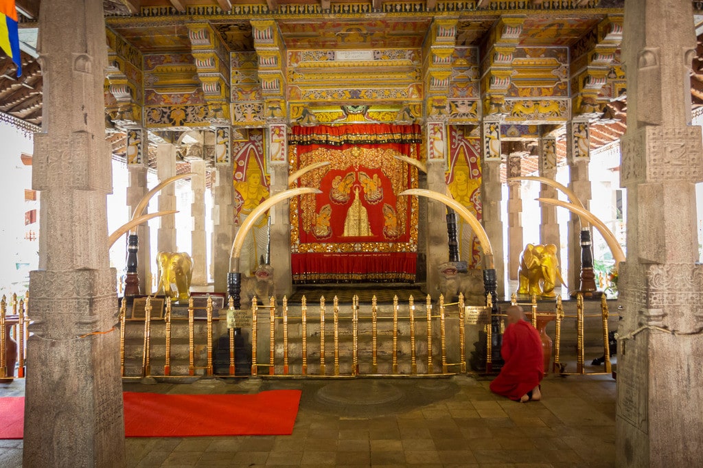 Kandy Tooth Relic temple