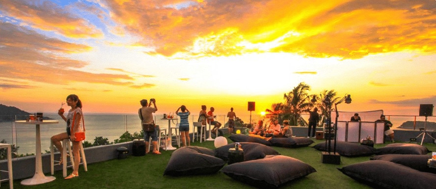 places to watch the sunset in Phuket Foto Hotel