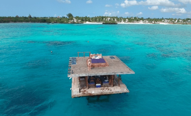 The Manta Resort underwater room