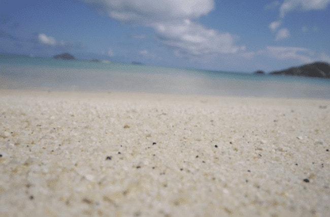 Blue lagoon beach on Lizard Island