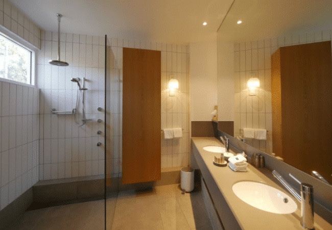 Bathroom at Lizard Island resort