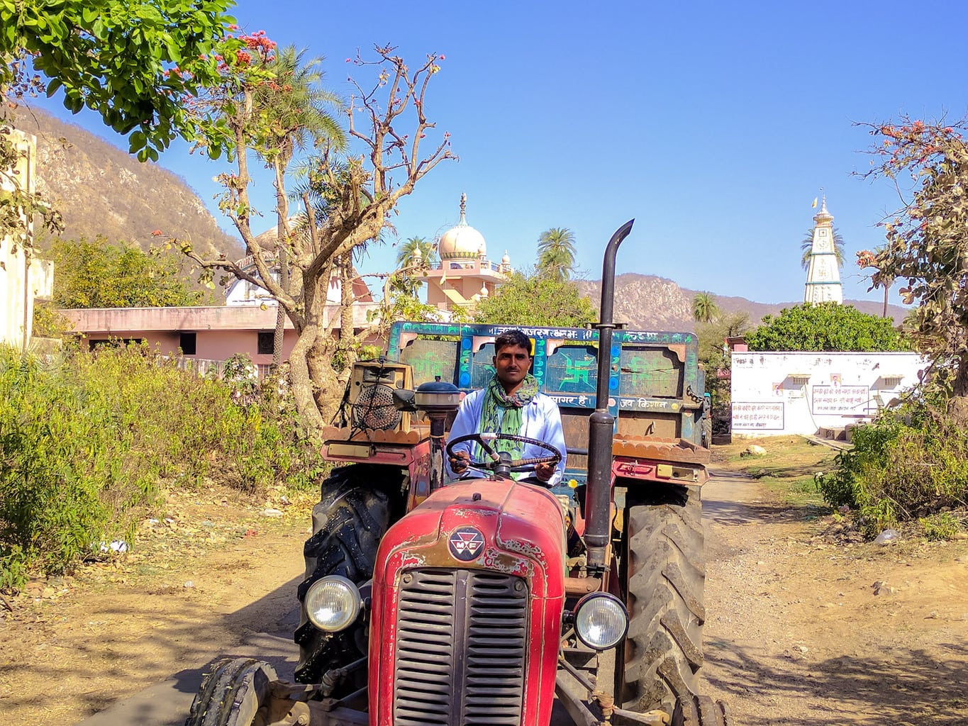 Tractor driving in Amangbagh