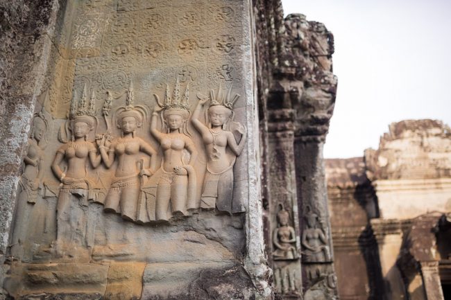 Apsara dancers