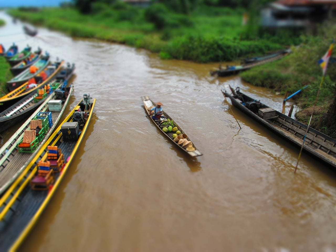 Floating market on Inle Lake