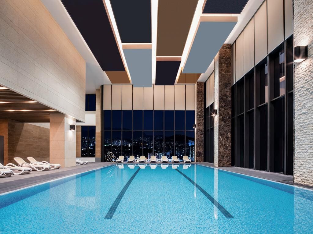 Grand Mercure Ambassador Hotel and Residences Seoul Yongsan pool