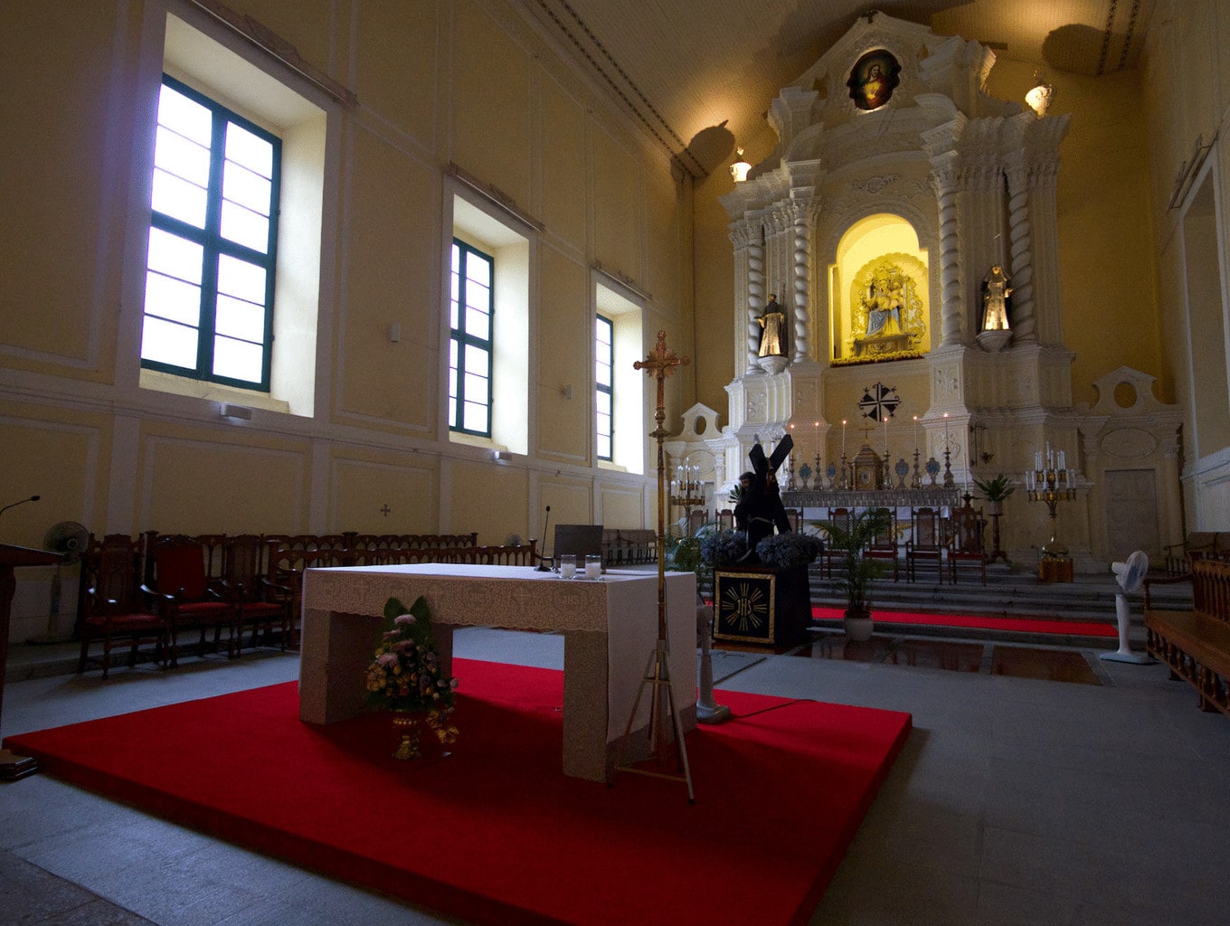 "Church of St. Dominic inside"