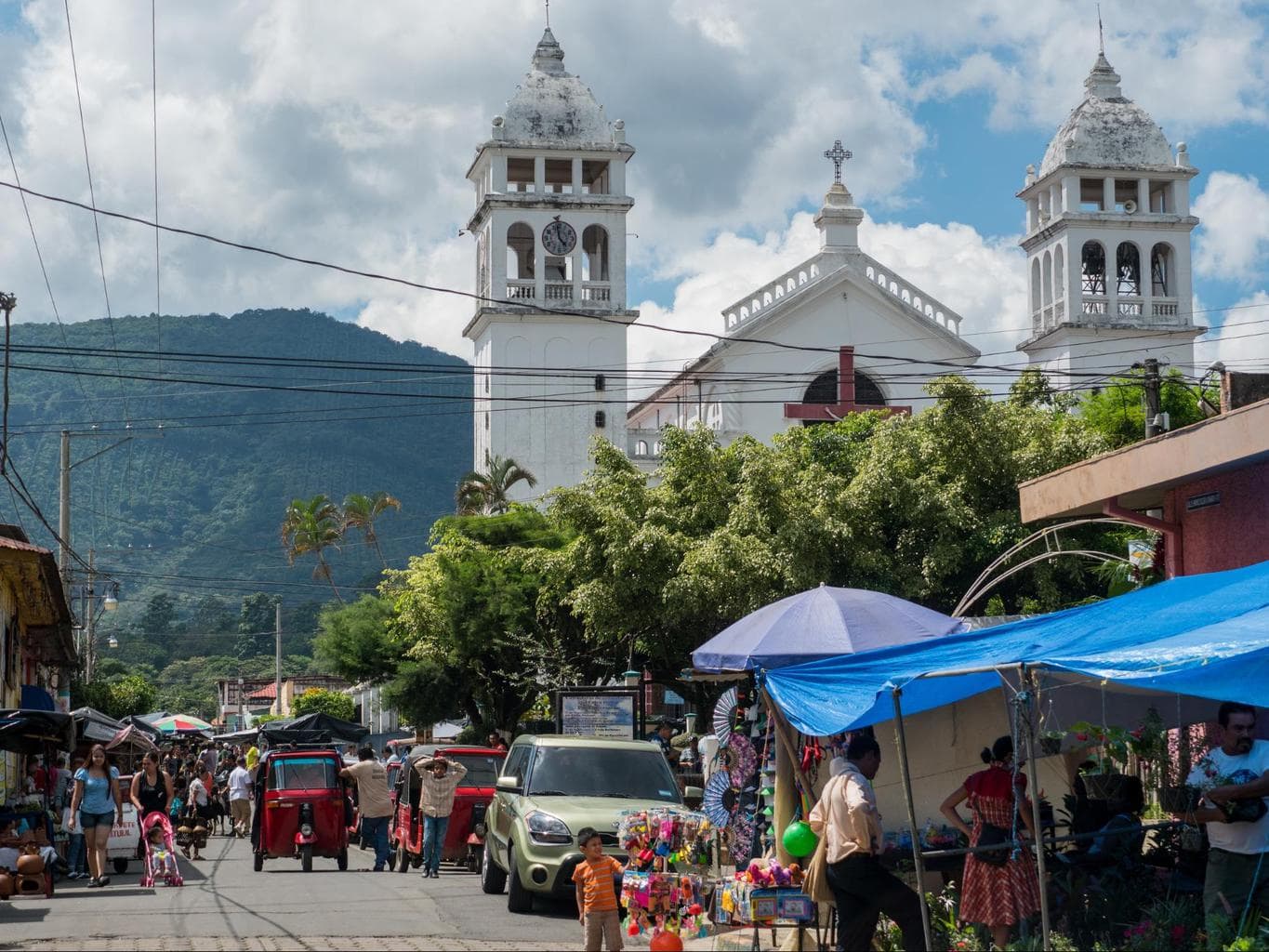 Weekend Food Fair in Juayua