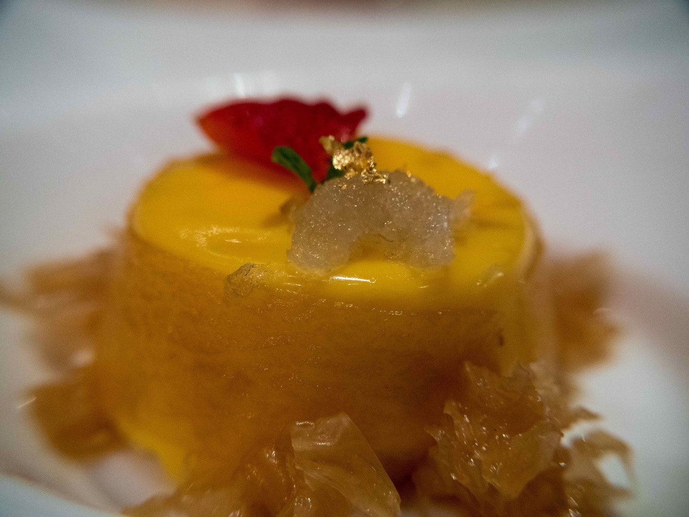 Mango pudding with fig honey