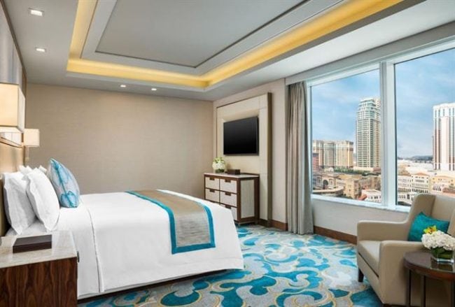 St Regis Cotai bedroom