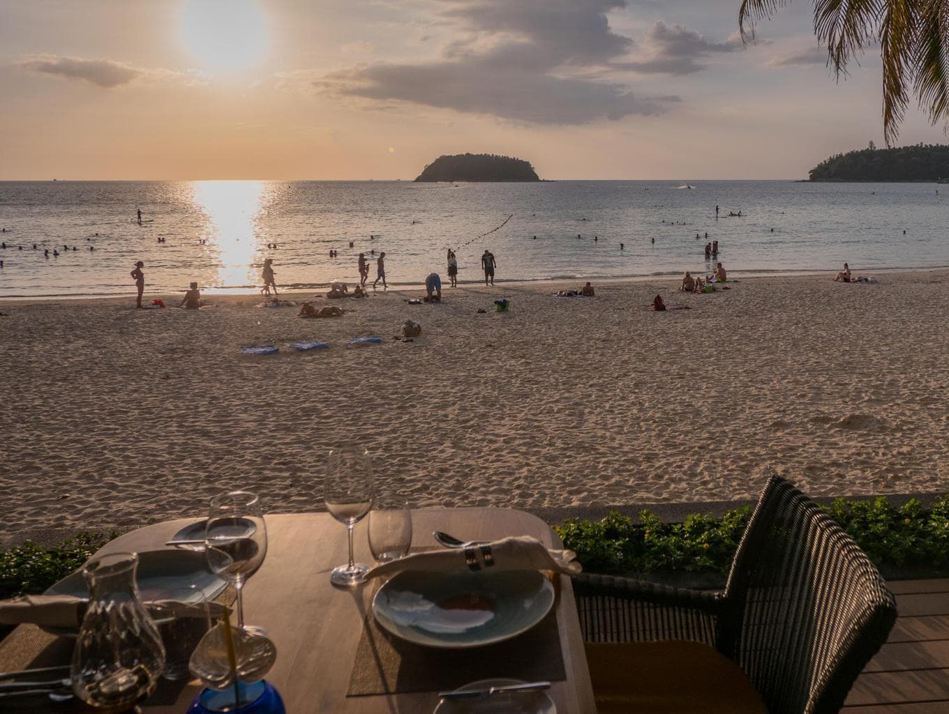 Sunset dining on the beach