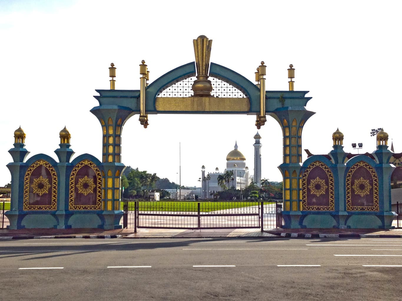 Gateway to Omar Ali Saifuddien Mosque