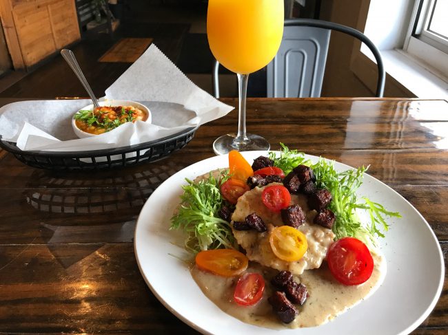 Biscuits 'n gravy with creole grits