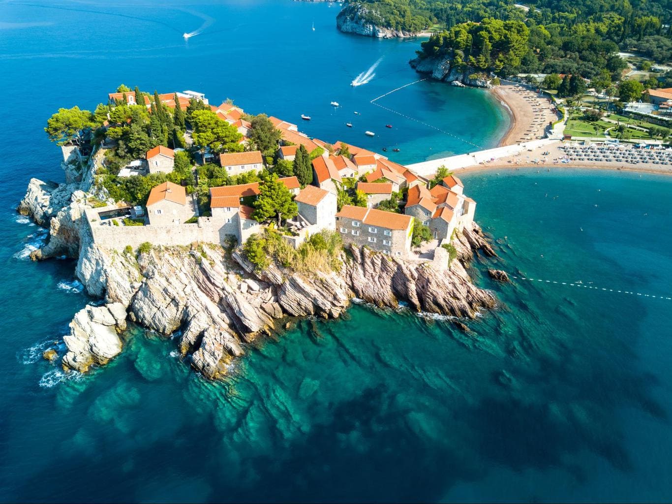 Aman Sveti Stefan drone shot