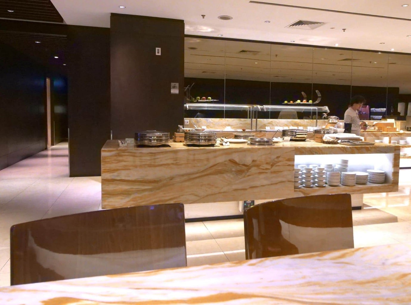 Singapore Airlines Business Class lounge at terminal 2
