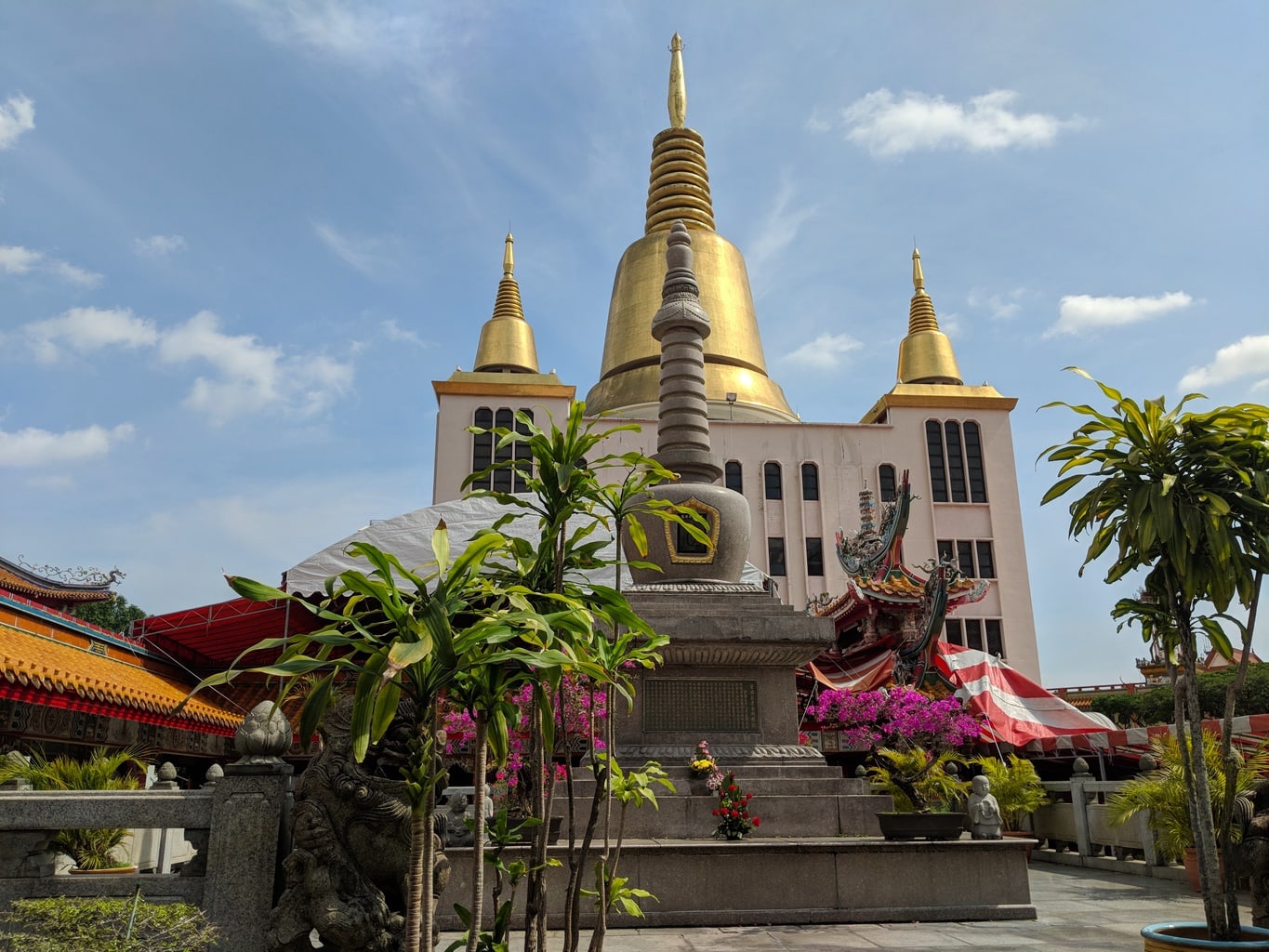 Pagoda of 10000 Buddhas at Kong Meng San Phor Kark See