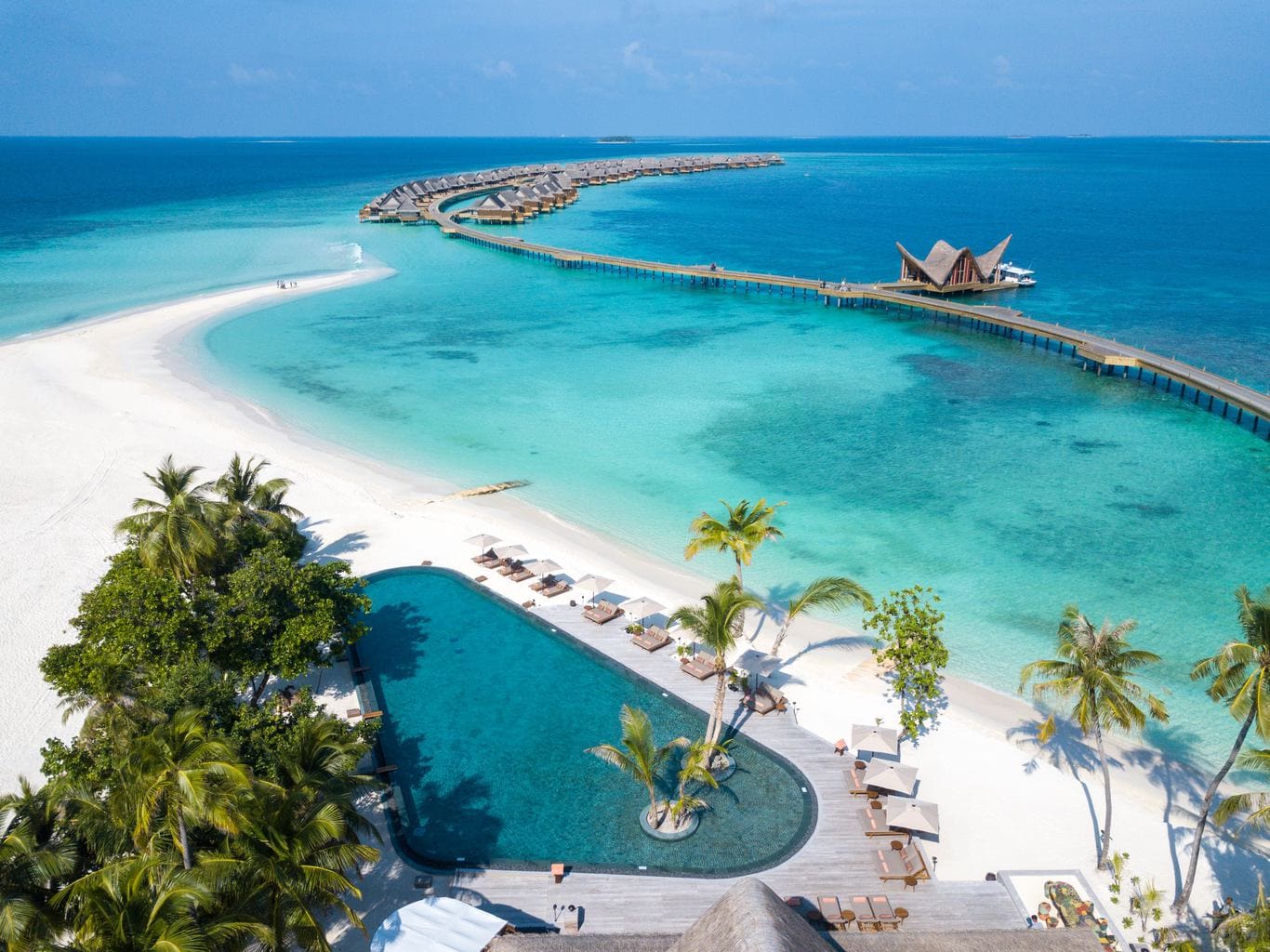 Joali Maldives pool