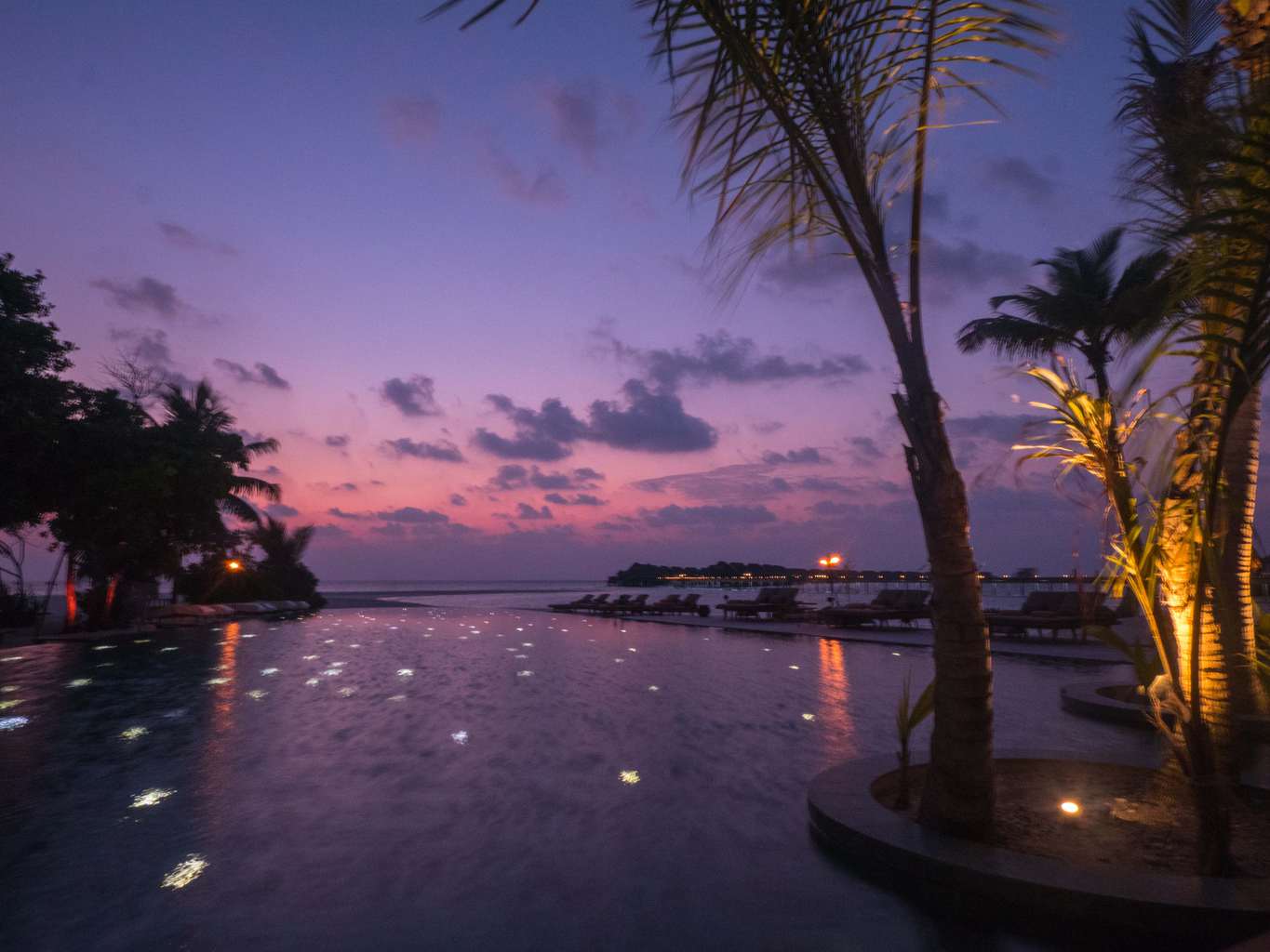 Sunsets at Mura Bar in Joali Maldives