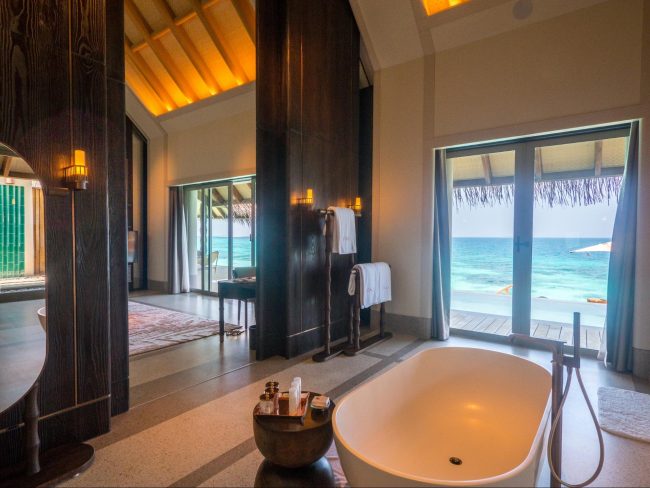 The bathrooms inside Joali’s Luxury Water Villas