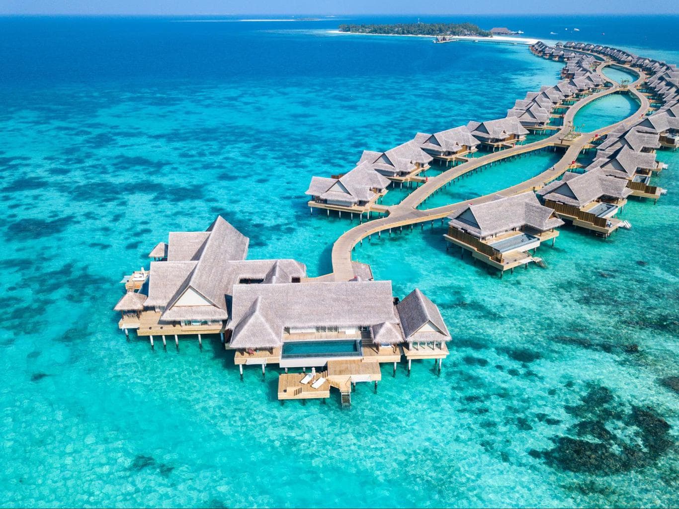 Maldives vs Bora Bora, where will YOU have the best vacation?