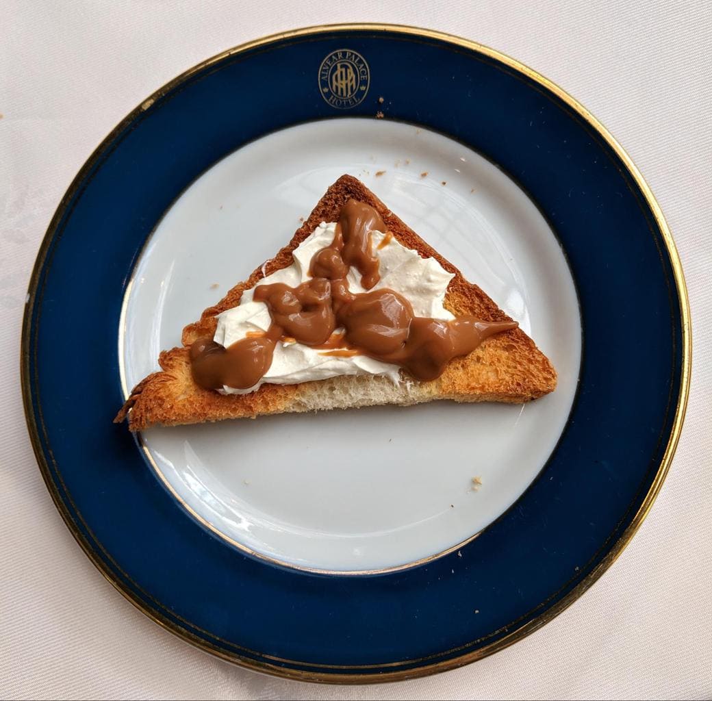 Min sanne Argentinske frokost-toast, dulce de leche, queso crema