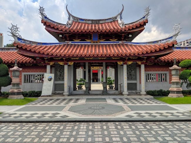 Shuang Lin Monastery