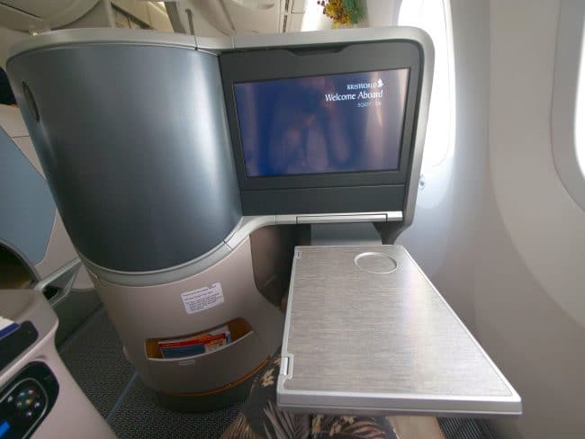 Tray table on the Singapore Airlines Boeing 787-10 Business Class 02