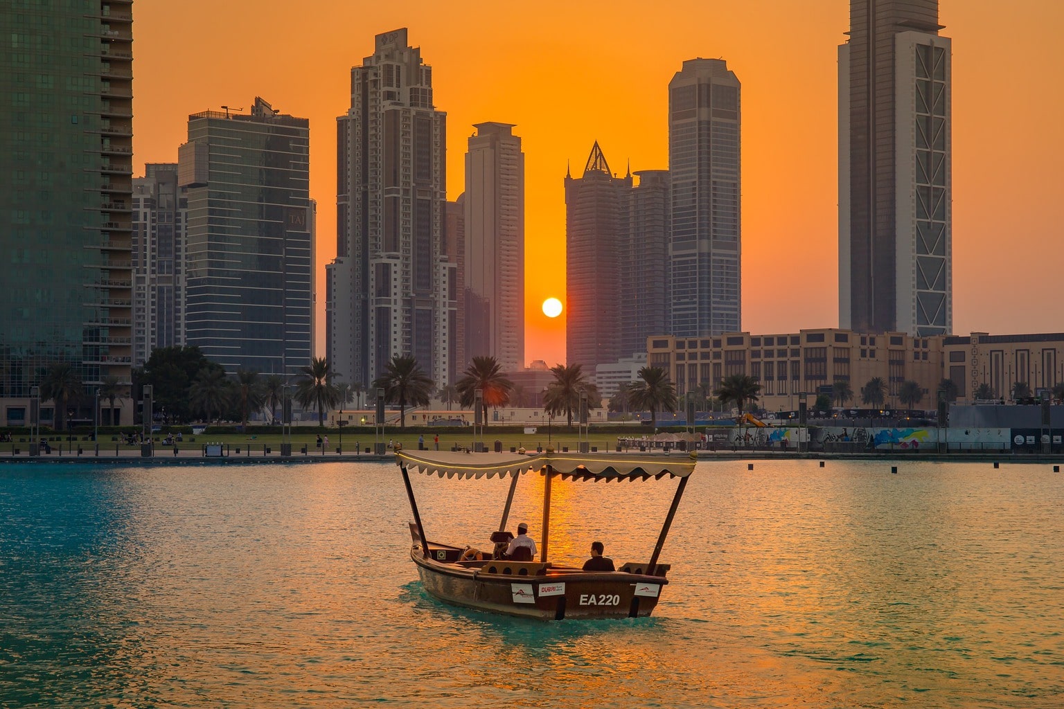 Abra trip down the Dubai Creek