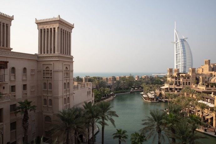 Al Qasr