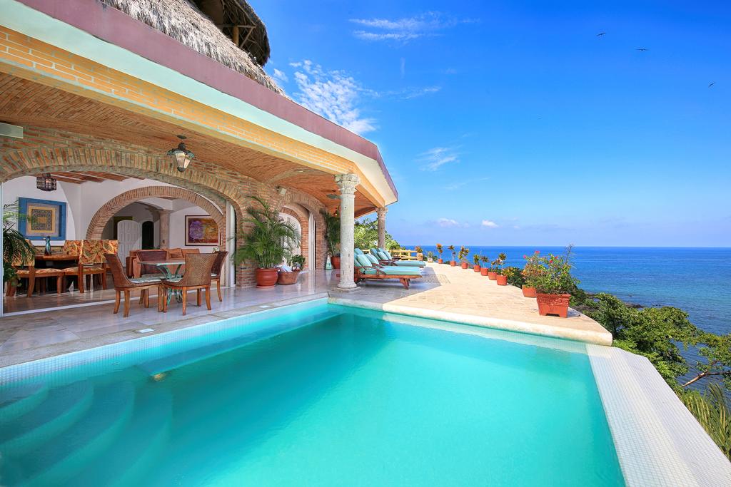 Villa Amor Sayulita swimming pool