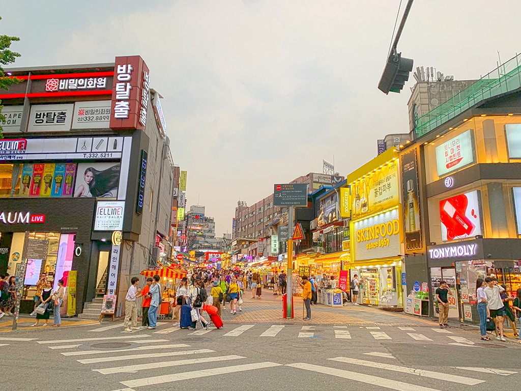 Shopping in Hongdae at dusk