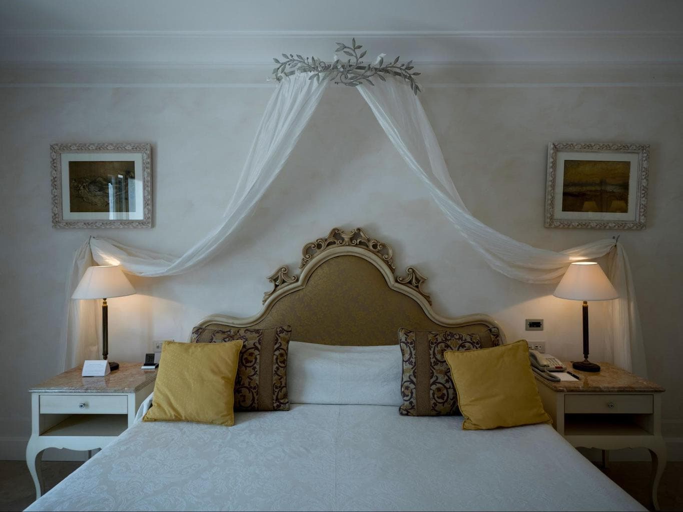 Bedroom of the Presidential Suite at Belmond Villa Sant’Andrea