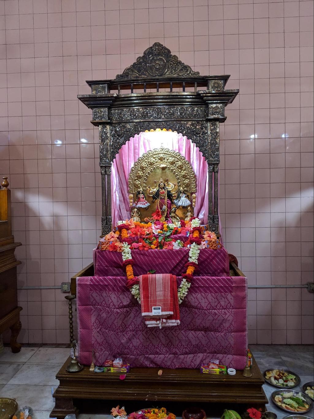 Dhakeshwari Mandir 02