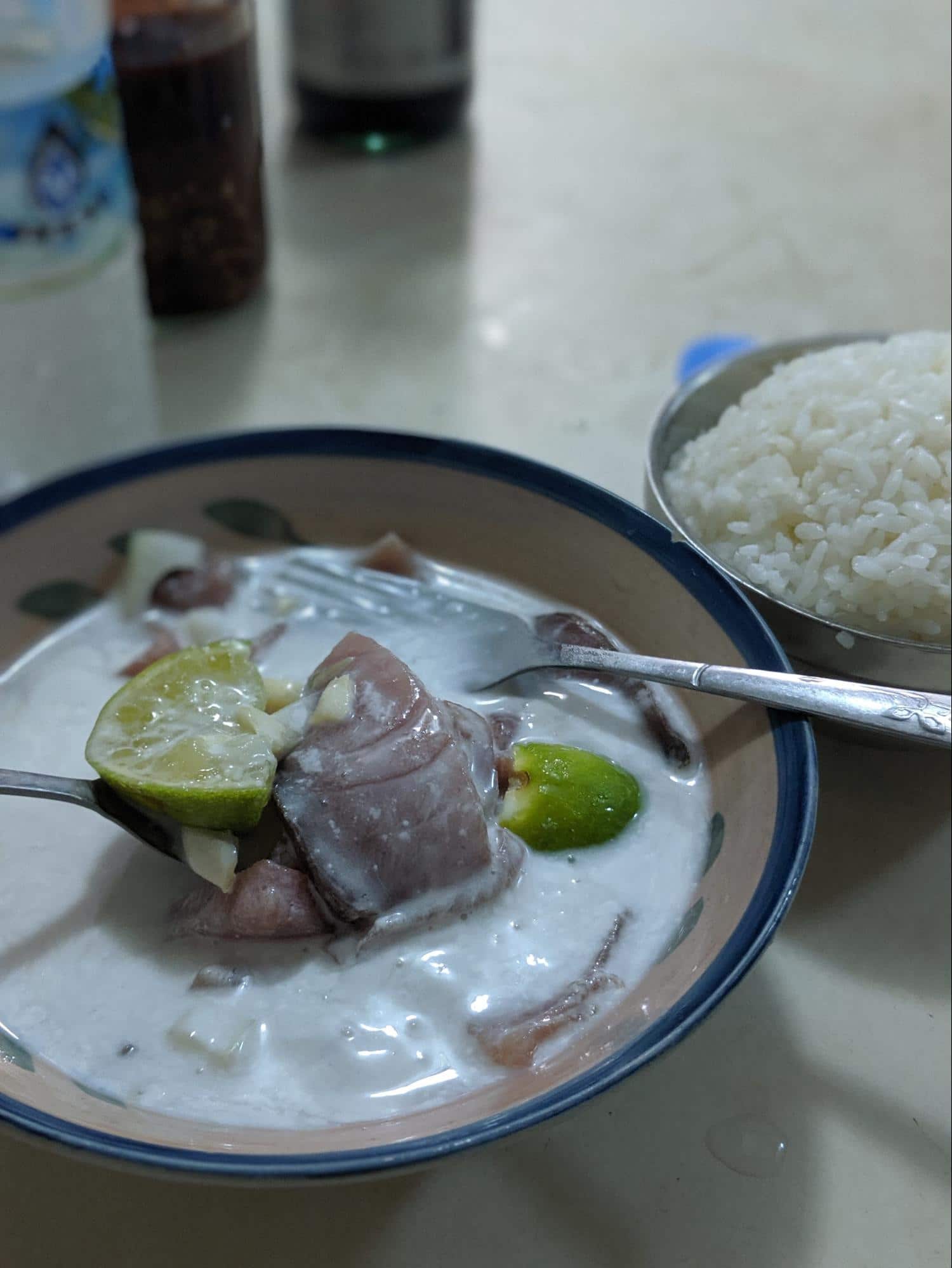 Raw tuna with coconut milk at Od-N Aiwo