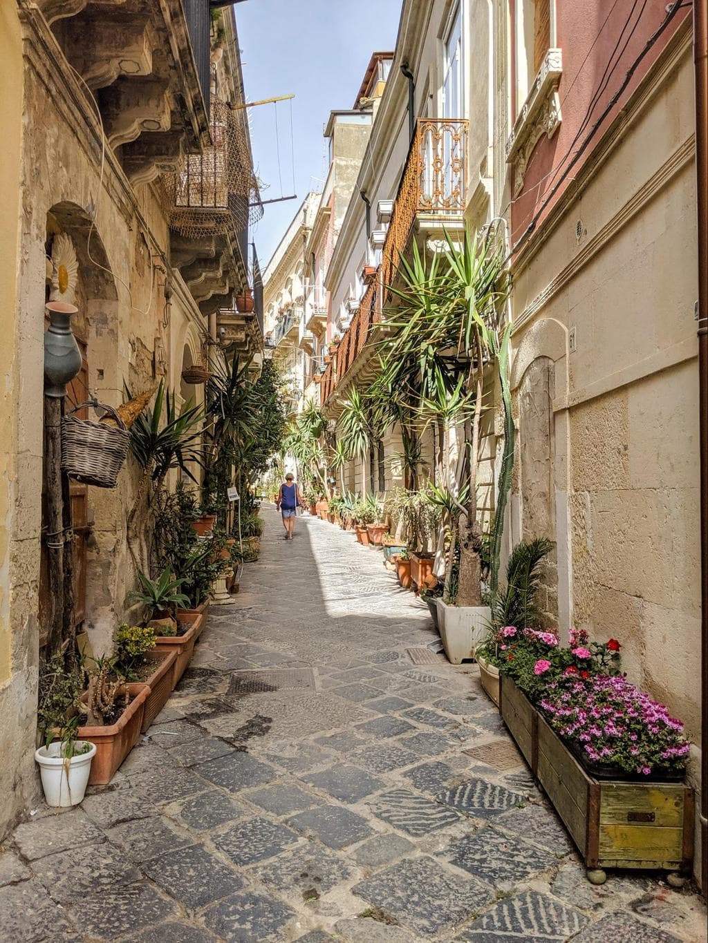 Walk the streets of Ortygia
