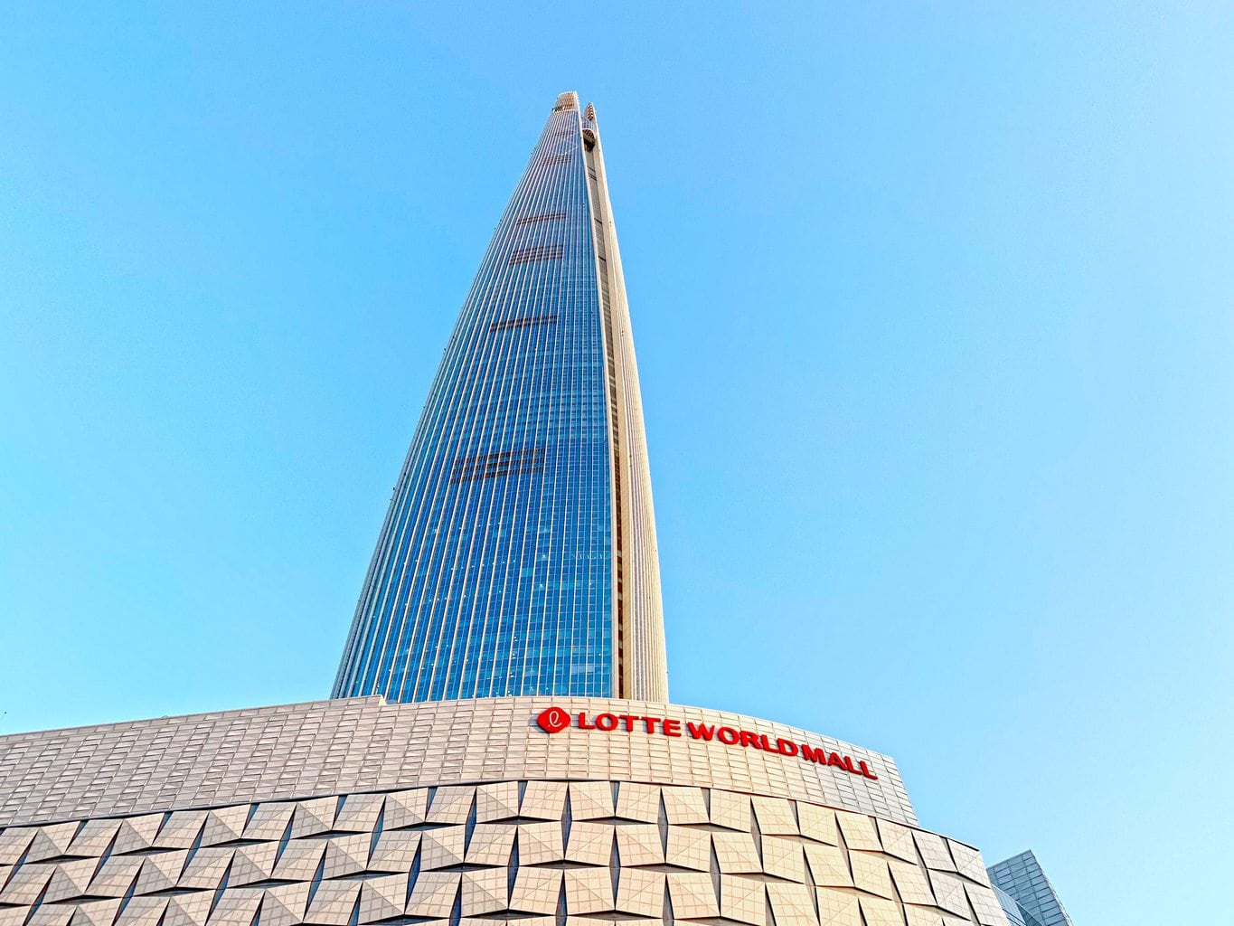 Lotte World Tower and Mall