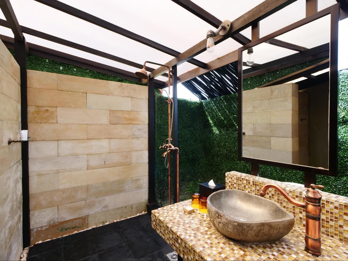 The bathrooms at Natra Bintan glamping tents 01