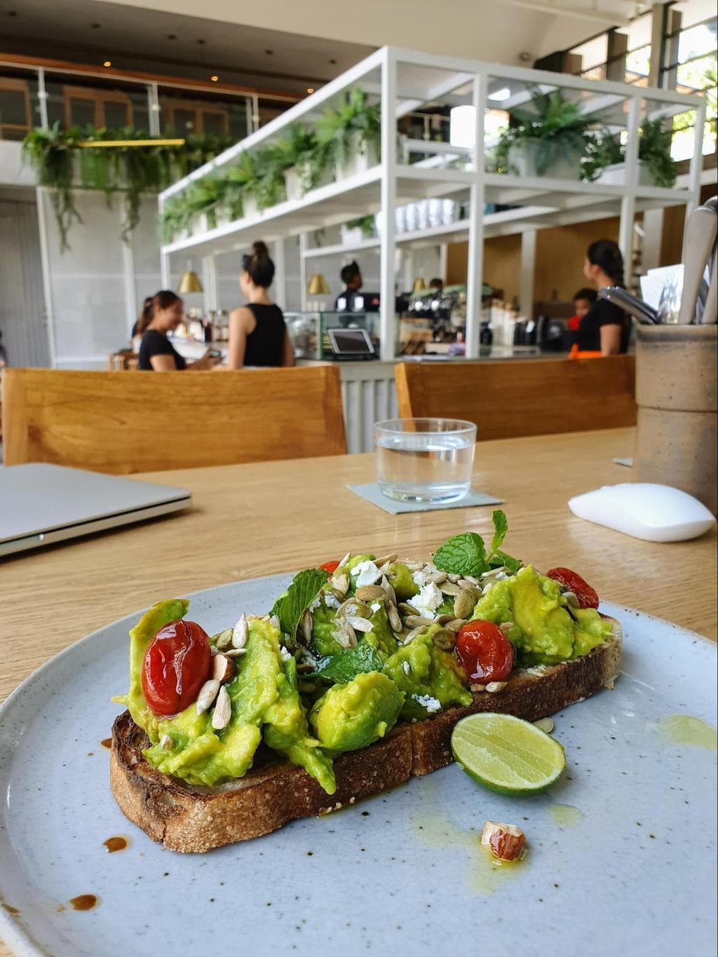 Full Circle Cafe avocado toast