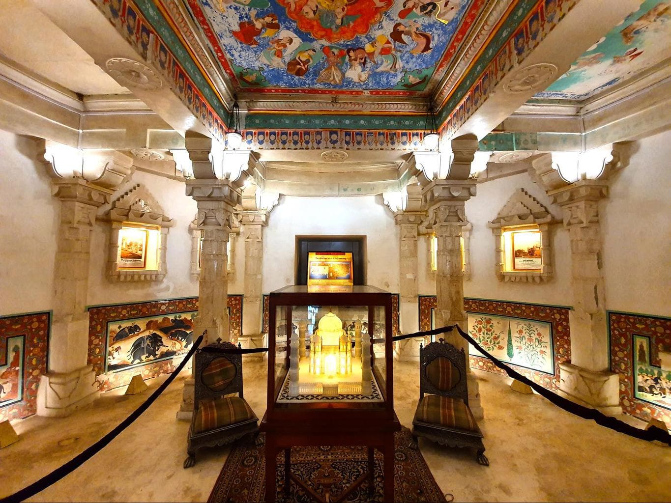 Jagmandir Palace Exhibit