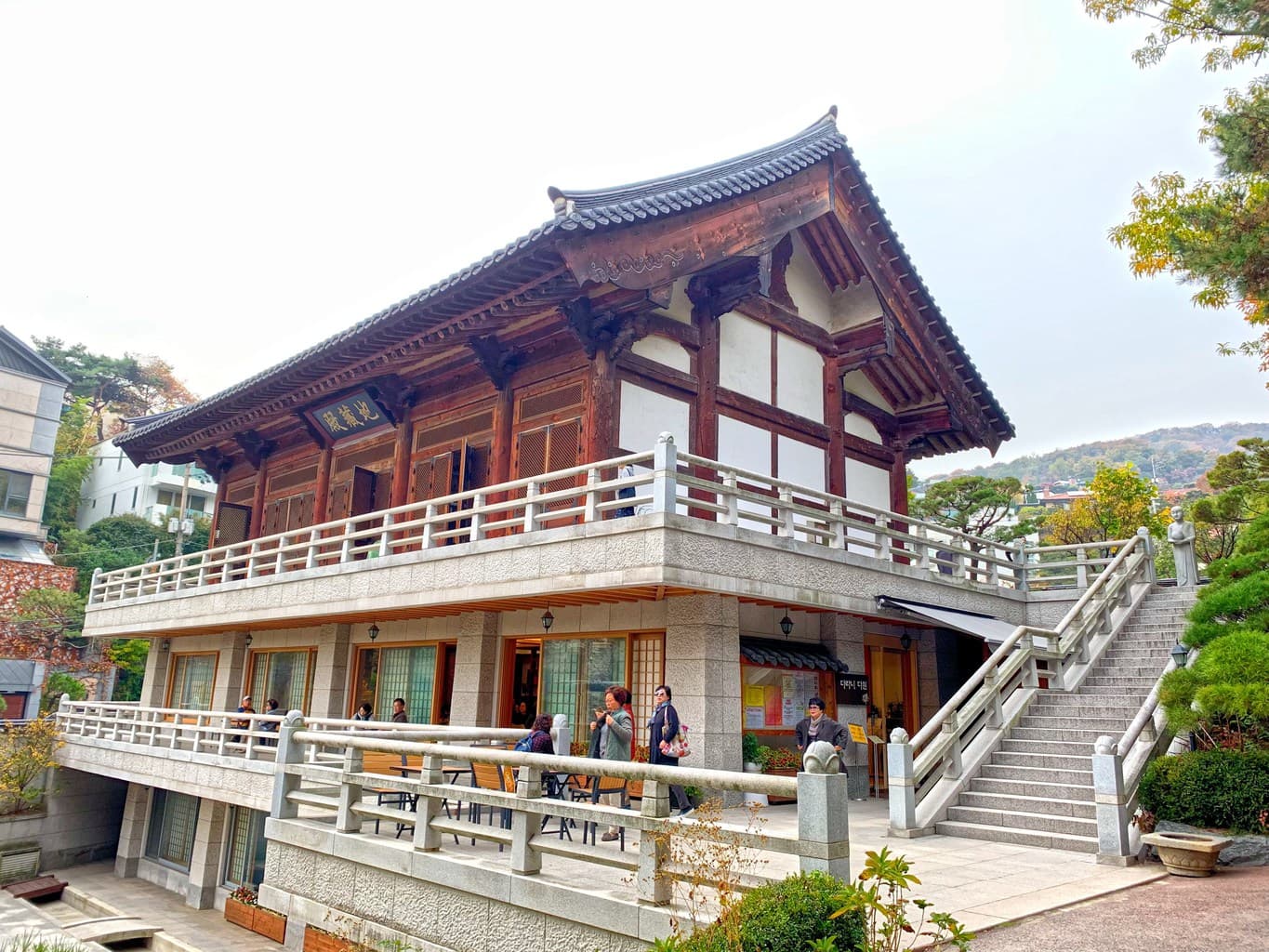 Teahouse at Gilsangsa