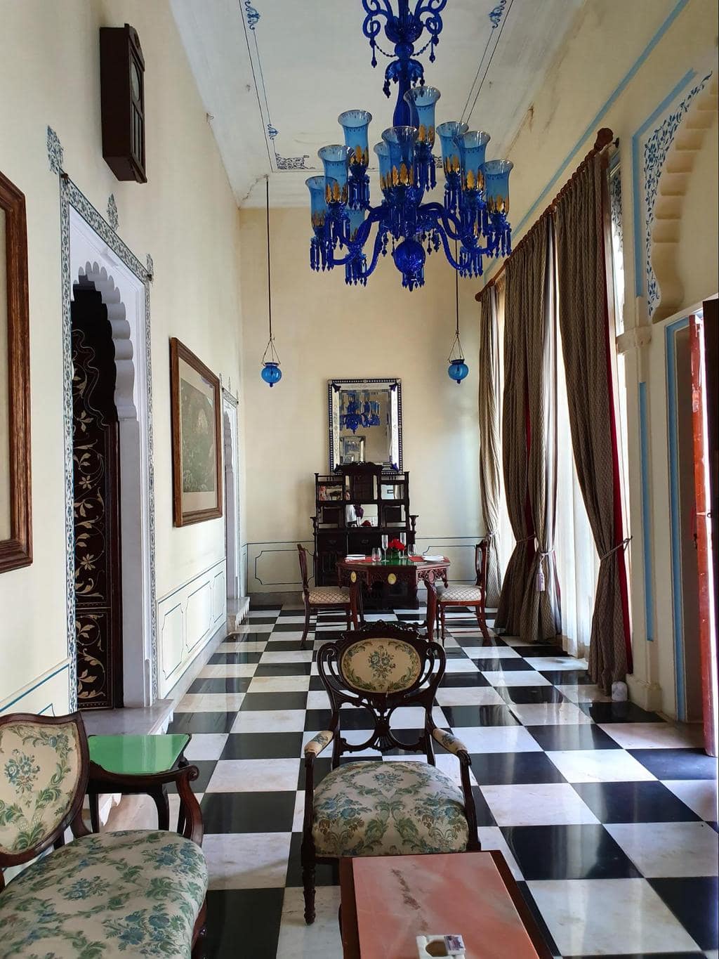 The vestibule of the Imperial Suite at Shiv Niwas Palace 01