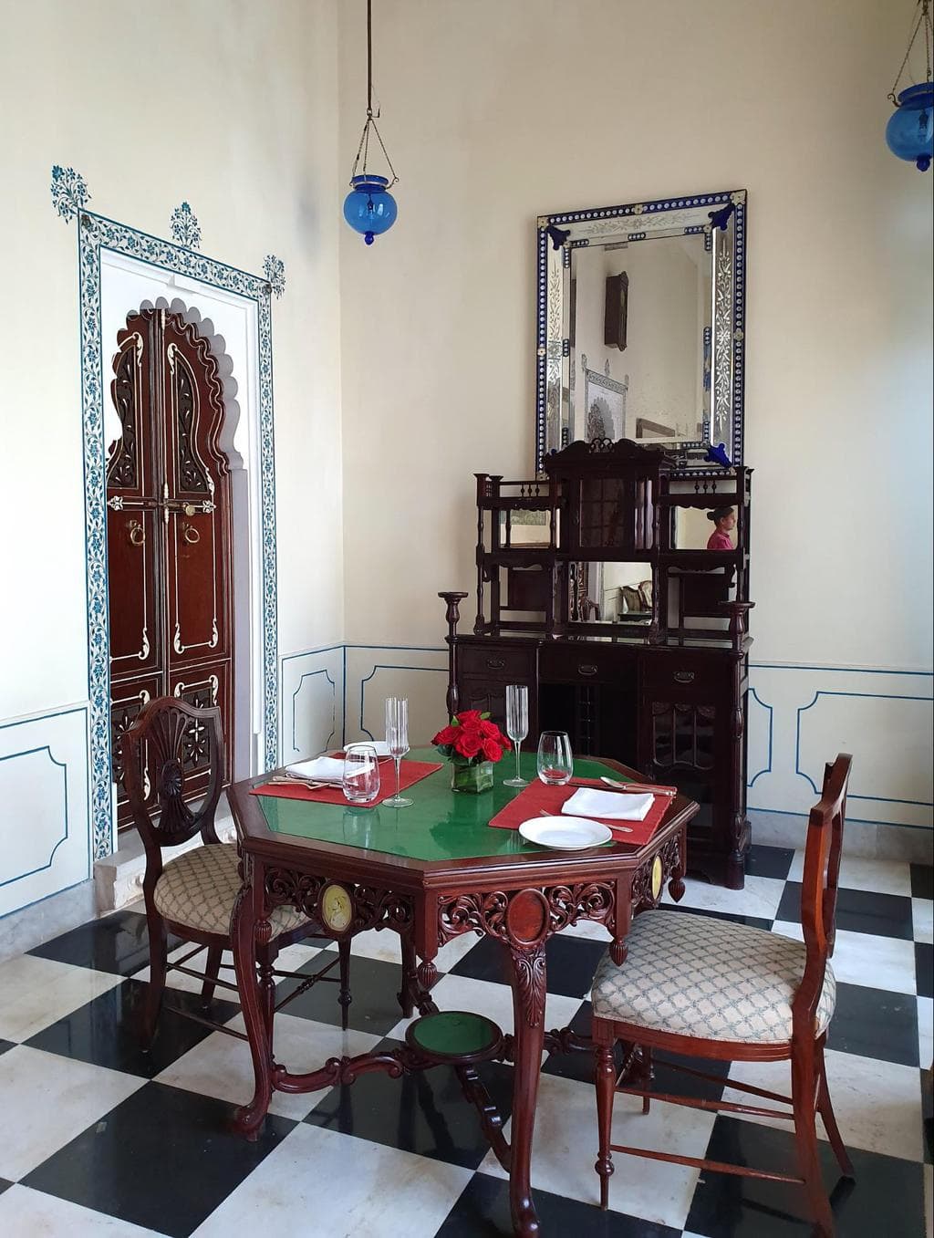 The vestibule of the Imperial Suite at Shiv Niwas Palace 02