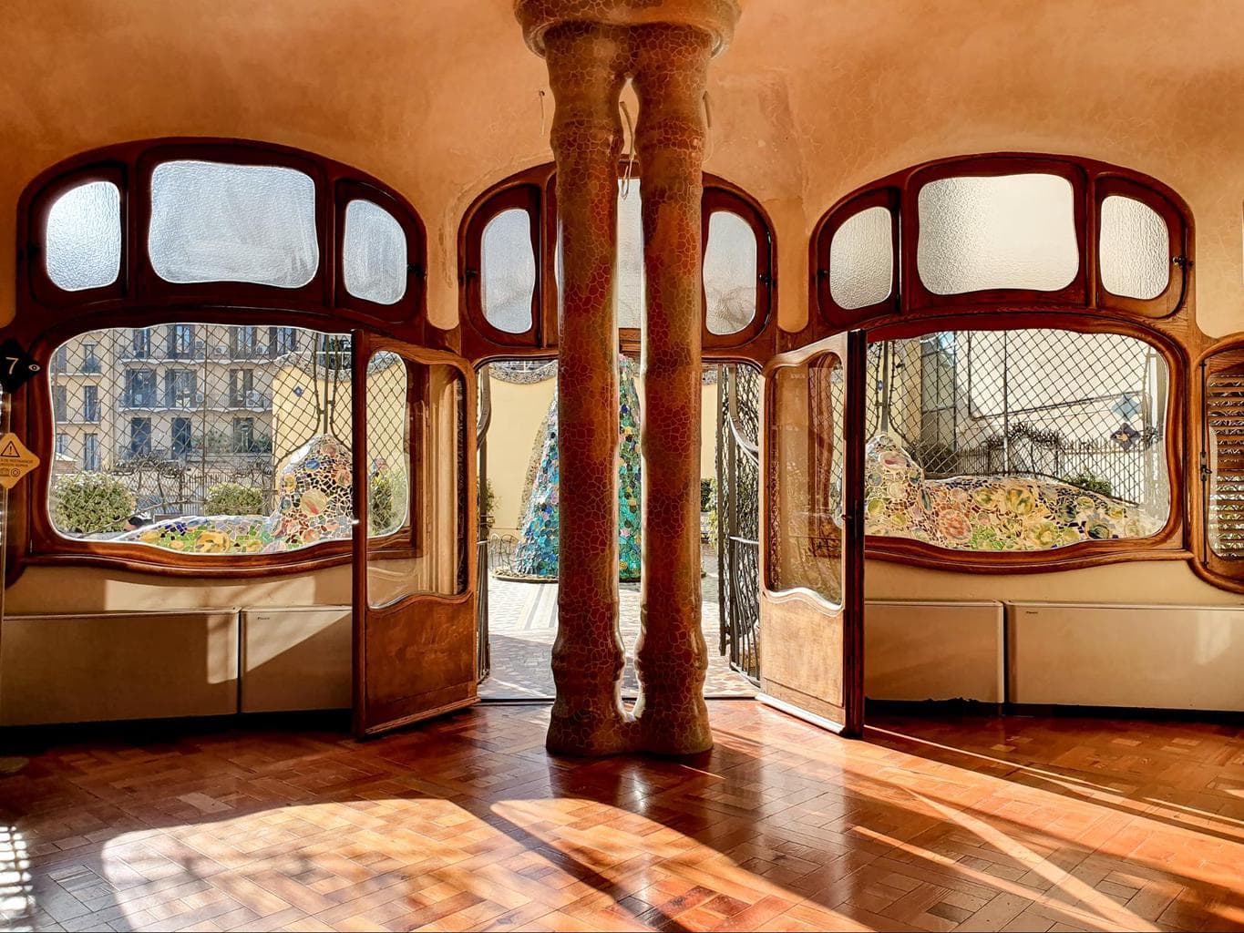 The courtyard of Casa Batlló